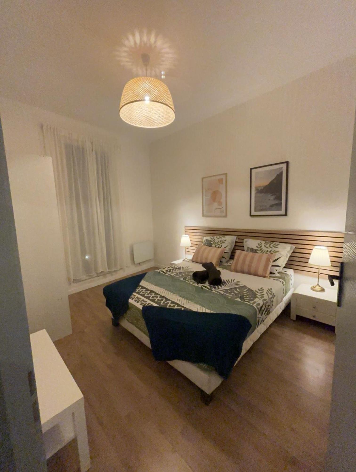 Astou Cisse Apartment Marseilles